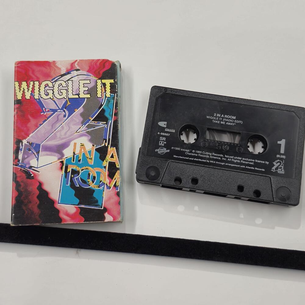Vintage 2 In A Room Cassette Single Wiggle It Dance House 1990 UPC 075679888747